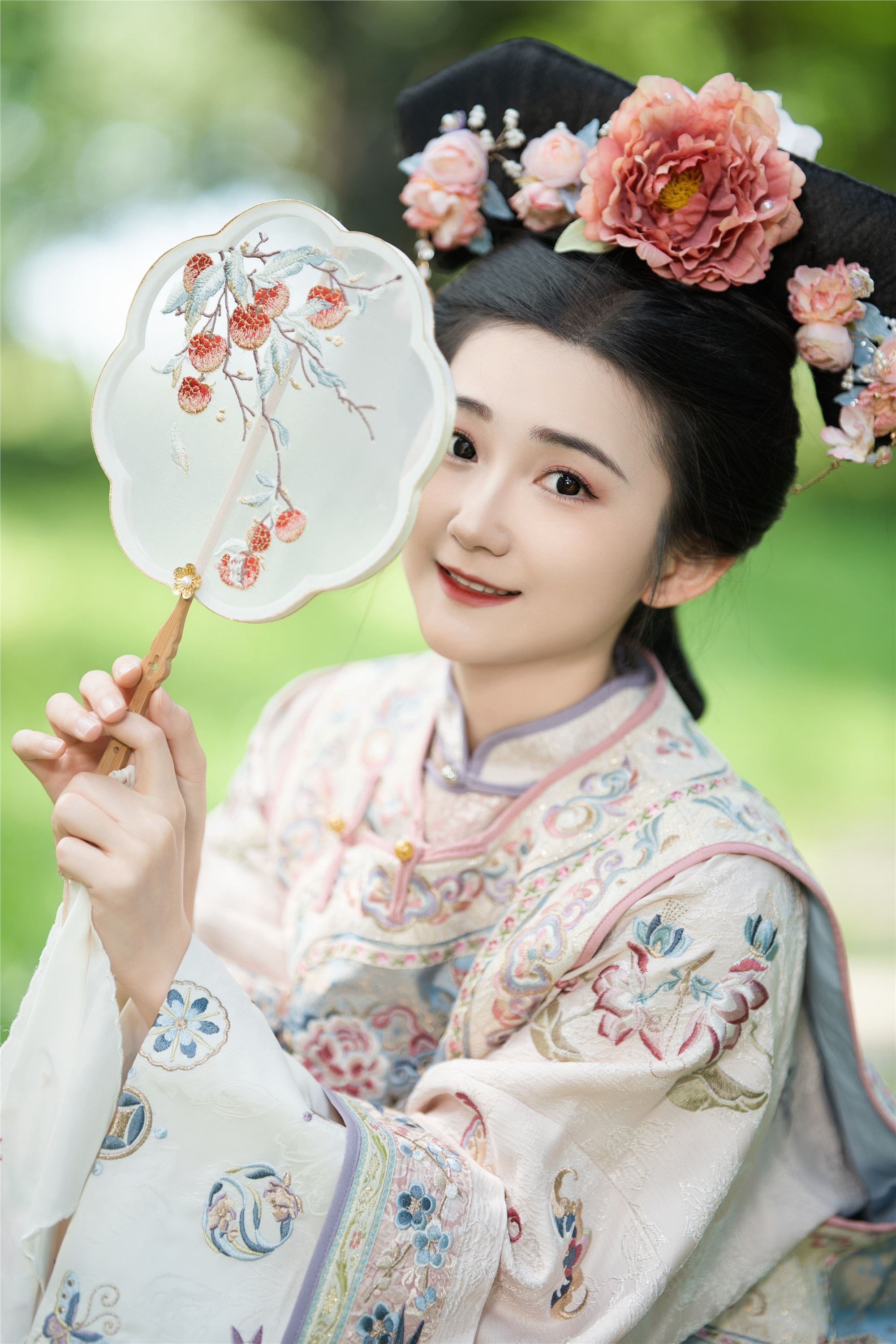 YITUYU艺图语 2025.01.14 活泼的格格 蛋糕的蛋蛋